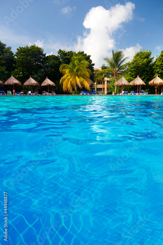Tropical Pool © SOMATUSCANI
