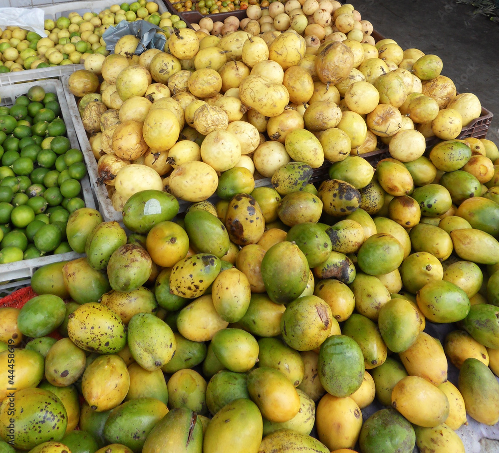 Limette,Kartoffeln,Markt in Brasilien Limette,Kartoffeln,Markt in Brasilien