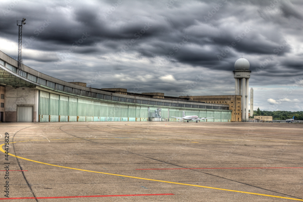 Obraz premium HDR - Tempelhof