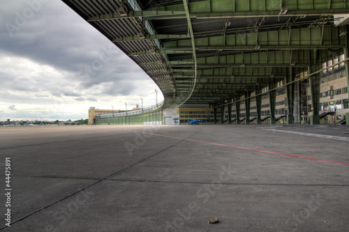 HDR - Tempelhof © daskleineatelier