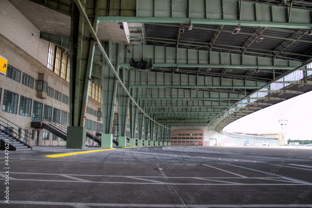 Obraz premium HDR - Tempelhof