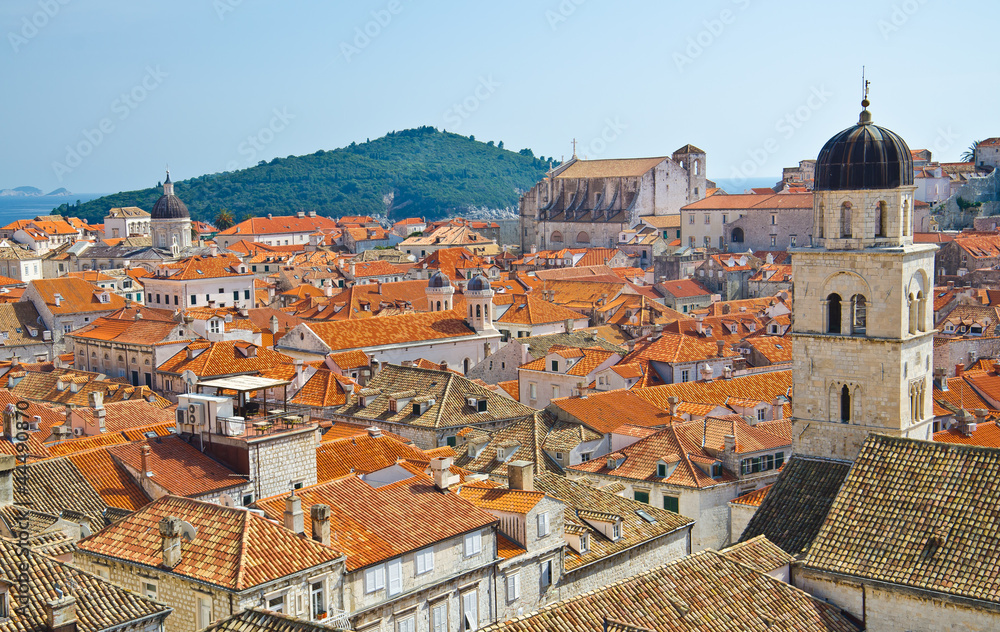 Obraz premium view on old center of Dubrovnik city and Church