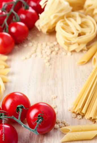 Tomatoes, spaghetti and pasta