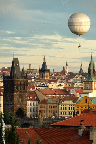 Canvas Print Prague oldtown with balloon