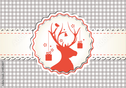 Elch mit Weihnachtsschmuck