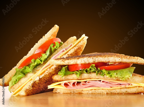 Sandwich sobre degradado.