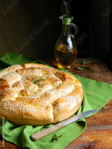 Bread with Parmesan cheese and herbs