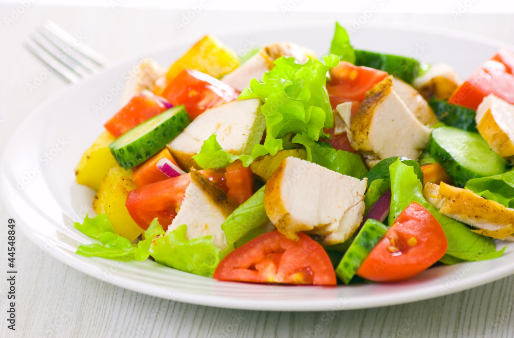 salad with chicken and vegetables