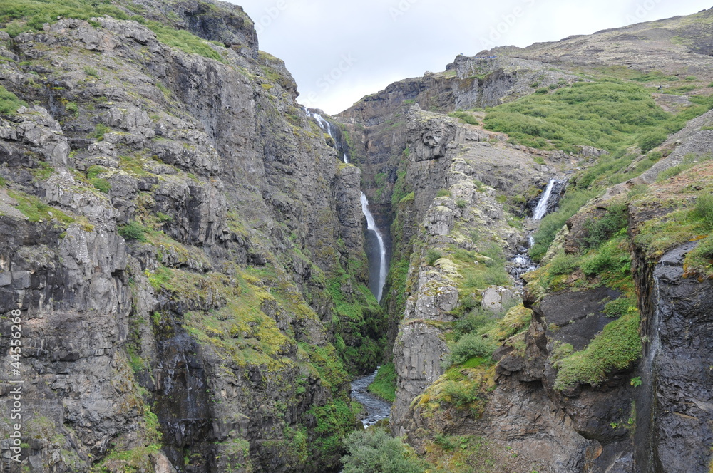 Islande, cascade de Glymur