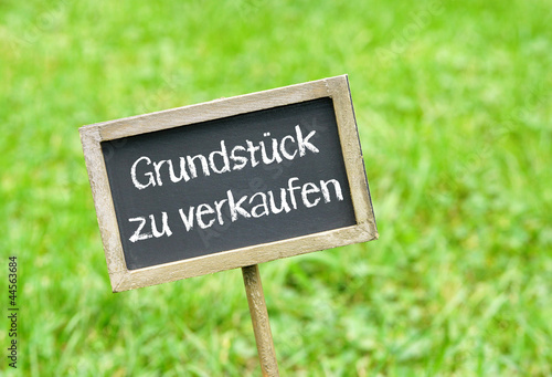 Grundstück zu verkaufen photo