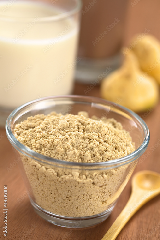Powdered Maca or Peruvian ginseng (lat. Lepidium meyenii)