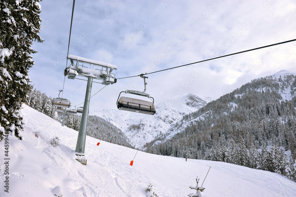 Obraz premium Ski lift chairs