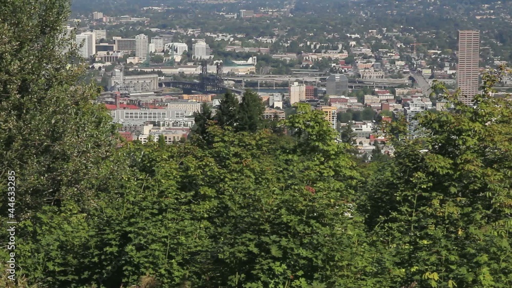Panning Scenic View of Portland Oregon Cityscape Panning Scenic View of Portland Oregon Cityscape