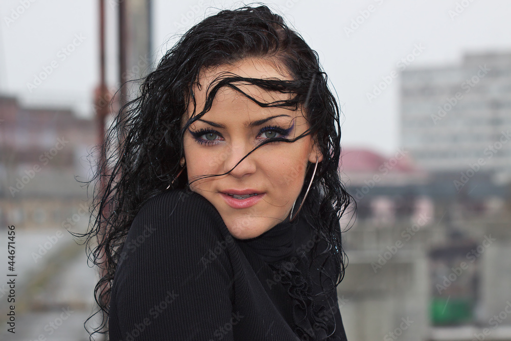 Fototapeta premium Girl in the rain