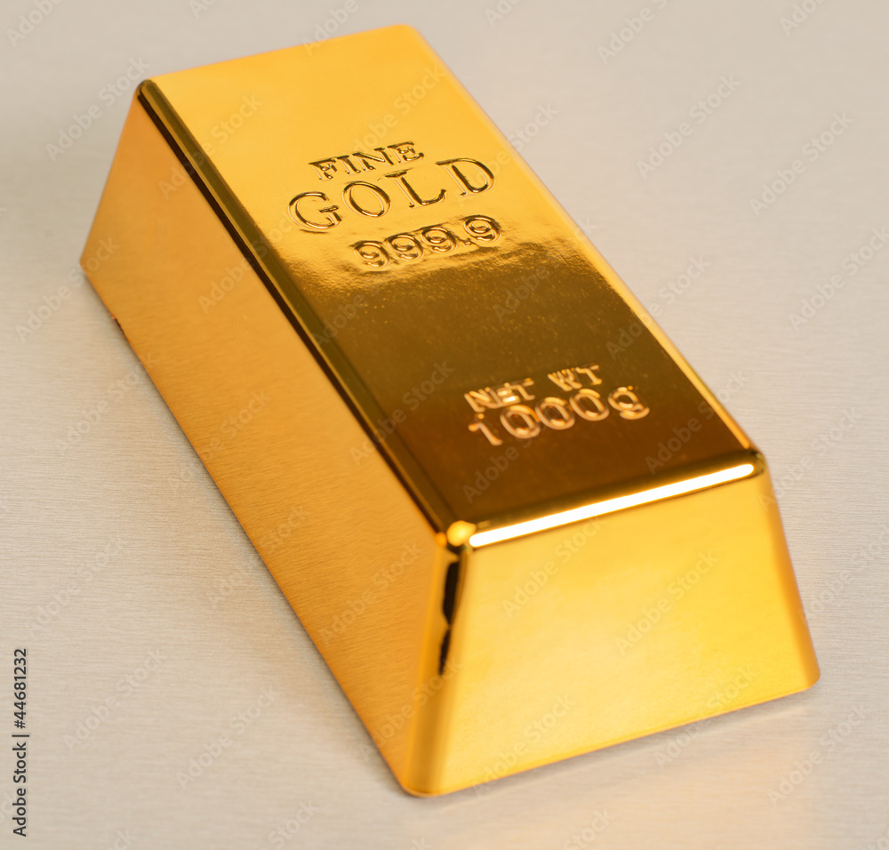Studio Shot Of 1kg Gold Bar Stock-Foto | Adobe Stock