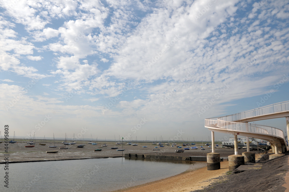 Naklejka premium Footbridge at Leigh-on-sea