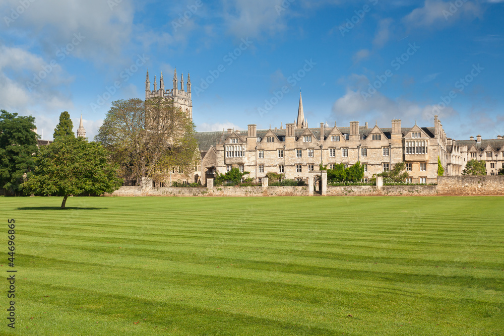 Oxford University college buildings