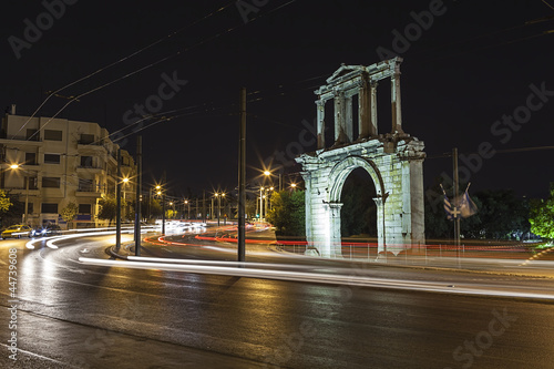 Fototapeta Naklejka Na Ścianę i Meble -  Adrianou Gate by night in Athens Greece