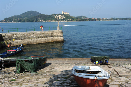 Castello di Rocca Boromea ad Angera sul lago maggiore