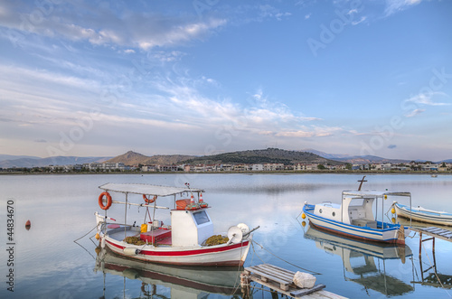 Obraz na płótnie fishing boat in a greek island w salonie