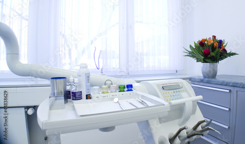 Behandlungsraum in Zahnarztpraxis