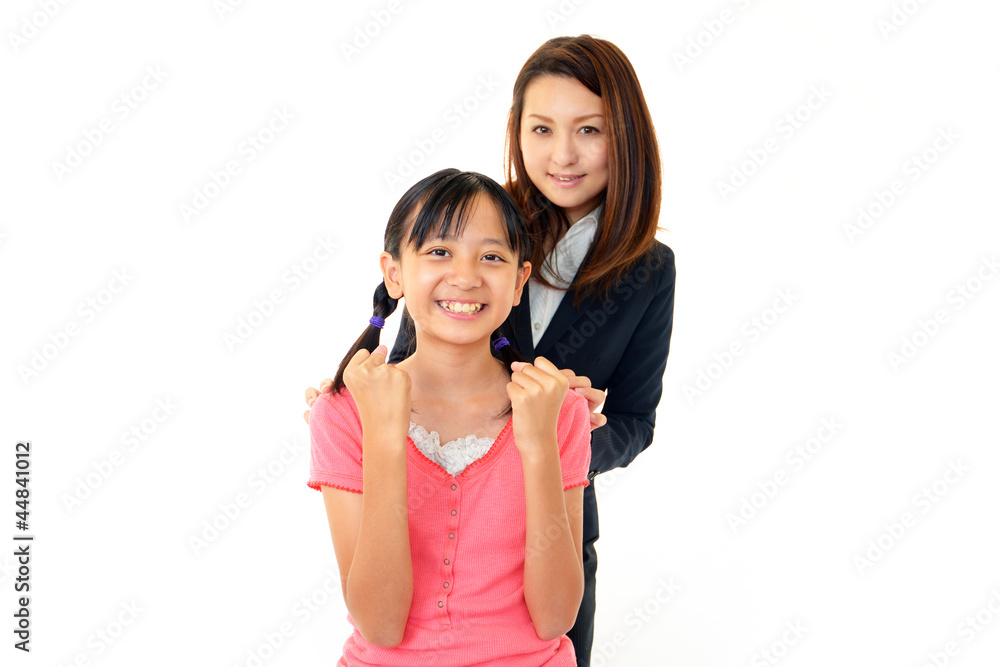 ガッツポーズをしている小学生 ガッツポーズをしている小学生