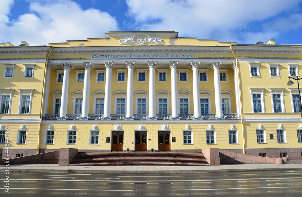Naklejka premium Здание Конституционного Суда РФ в Санкт-Петербурге.
