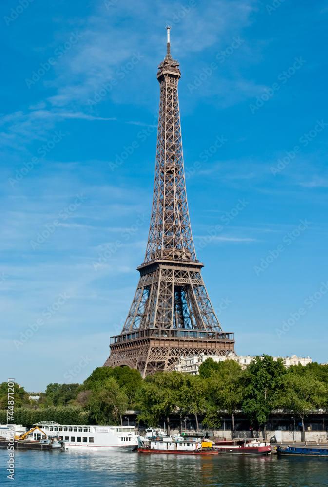 Fototapeta premium Eiffel Tower (Tour Eiffel), Paris