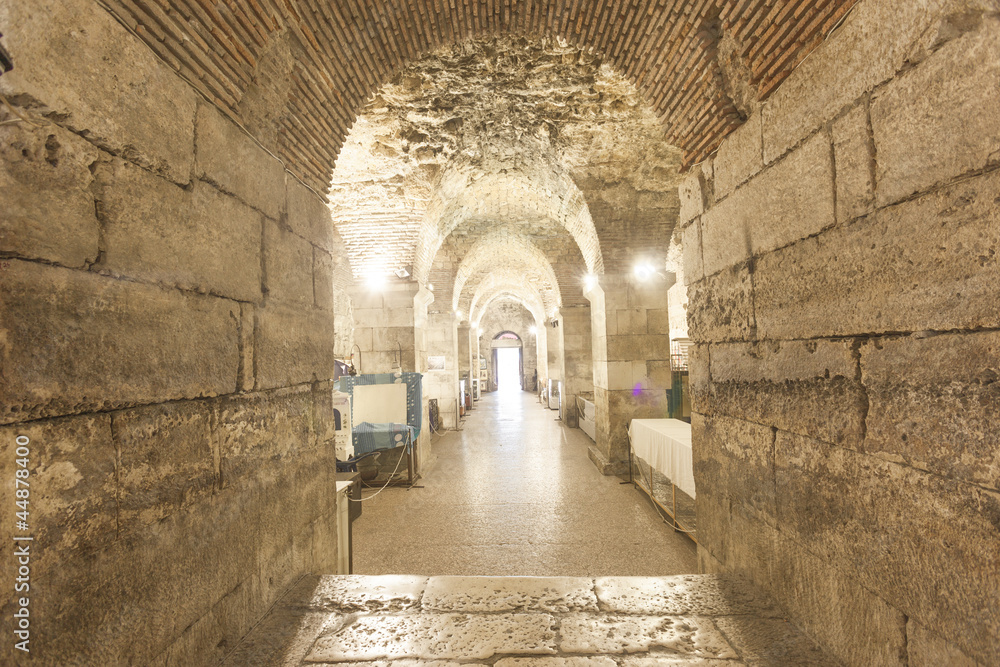 Obraz premium Diocletian palace basement
