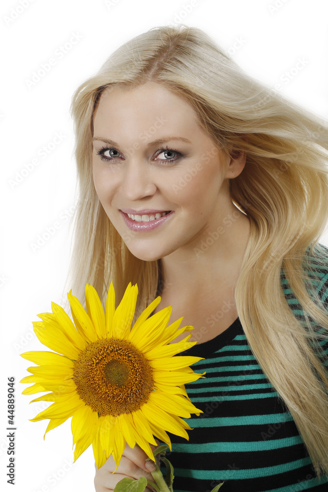 Hübsche Blonde Frau mit Sonnenblume Hübsche Blonde Frau mit Sonnenblume