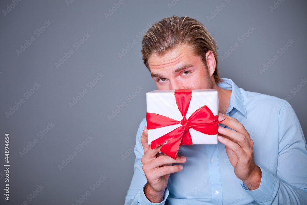 Fototapeta premium geschenk mann