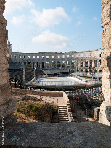 hockey in colosseum