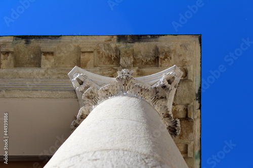 Colonna nel cielo photo