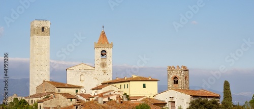 Toscana, panorama di Serravalle pistoiese photo