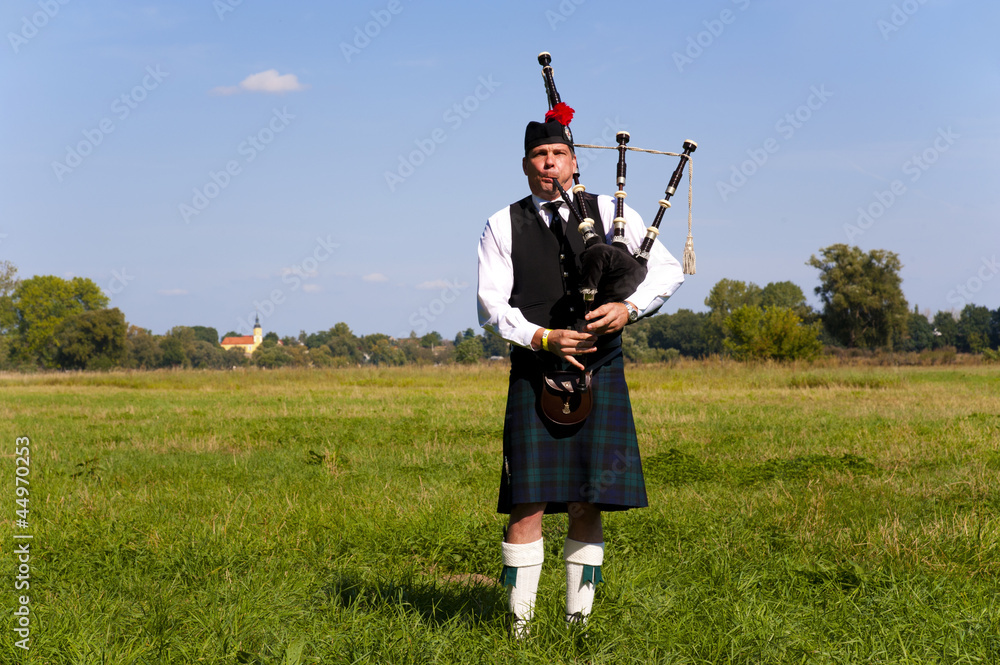 Naklejka premium Highland Games Trebsen 2012 Dudelsackspieler