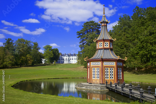 france,yvelines,vallée de chevreuse : parc du chateau de Grouss