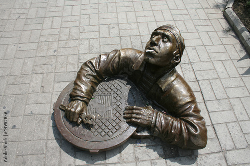 Памятник сантехнику, г. Бердянск