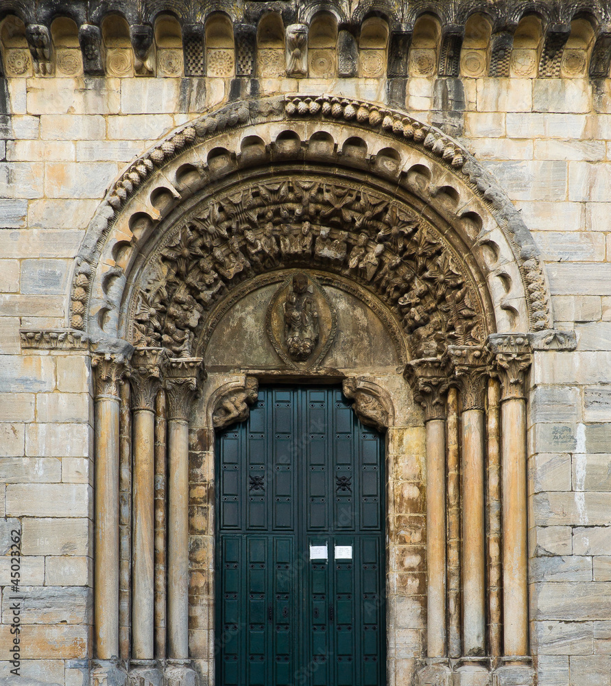 Portal of San Naciolas de Portomarin church