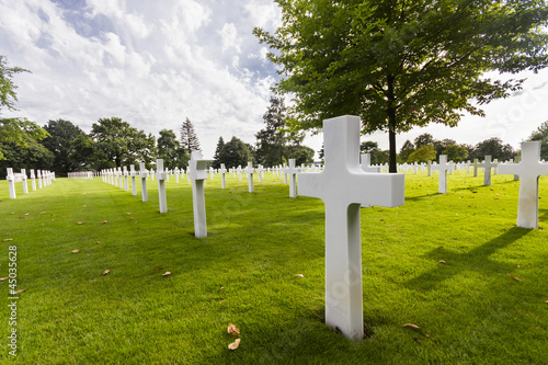 Obraz na płótnie Cimitero americano - Saint James, Normandia, Francia w salonie