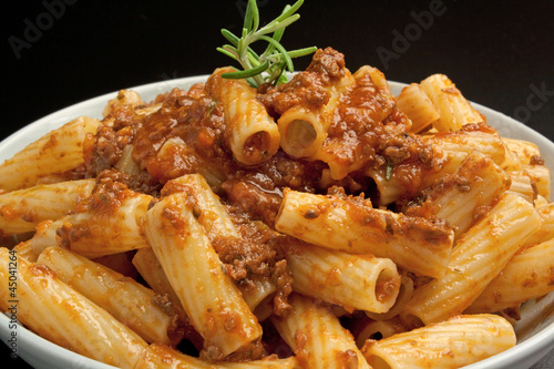 Rigatoni al ragù