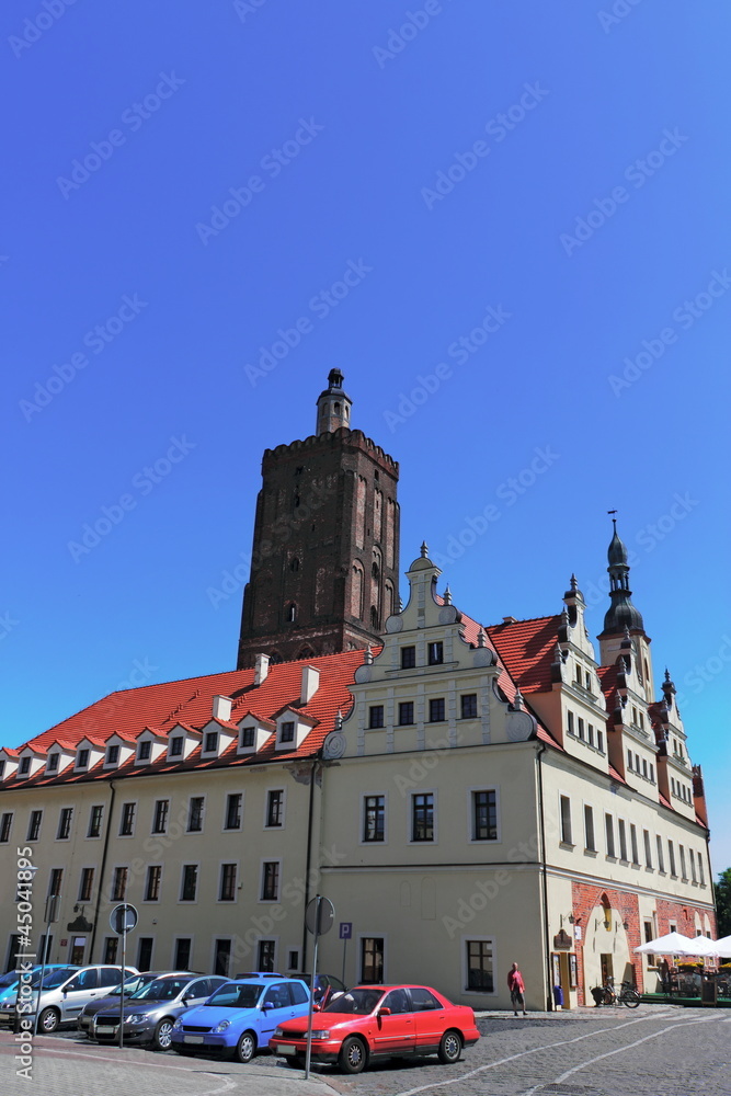 Fototapeta premium Altes Rathaus und Kirchturm