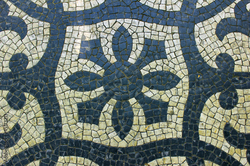 Calçada Portuguesa, Pavement