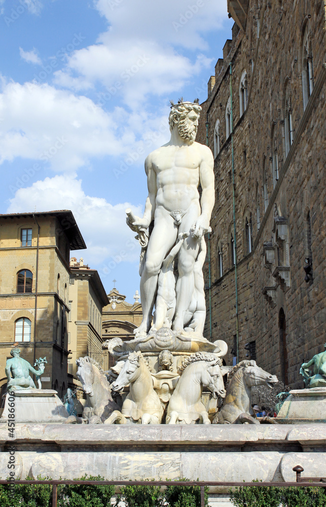 Fountain of Neptune - Firenze - Italy