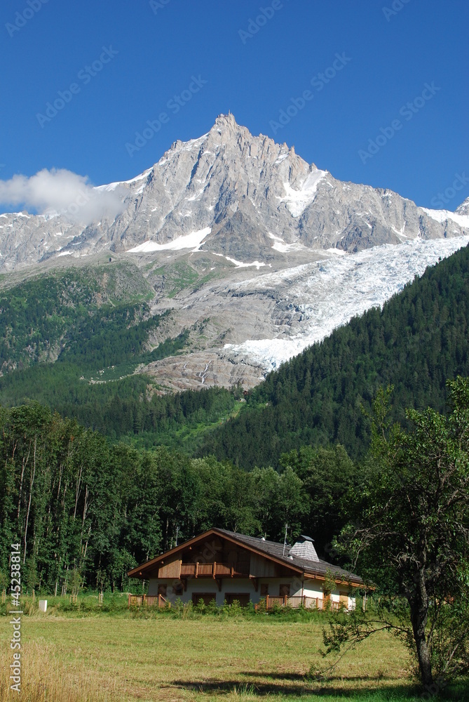 House in the apls mountains