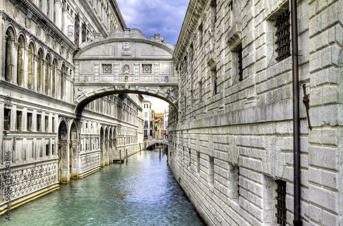 Bridge of sighs in Venice, Italy.