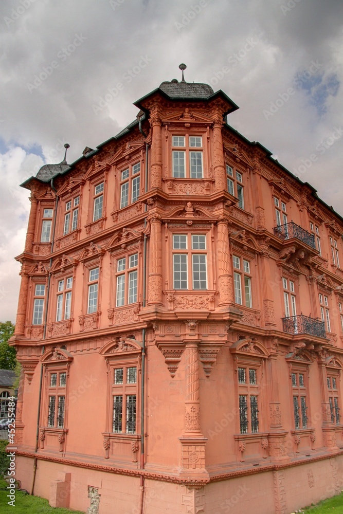 Fototapeta premium immeuble à saarbrucken