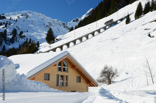 Muerren, famous Swiss skiing resort © HappyAlex