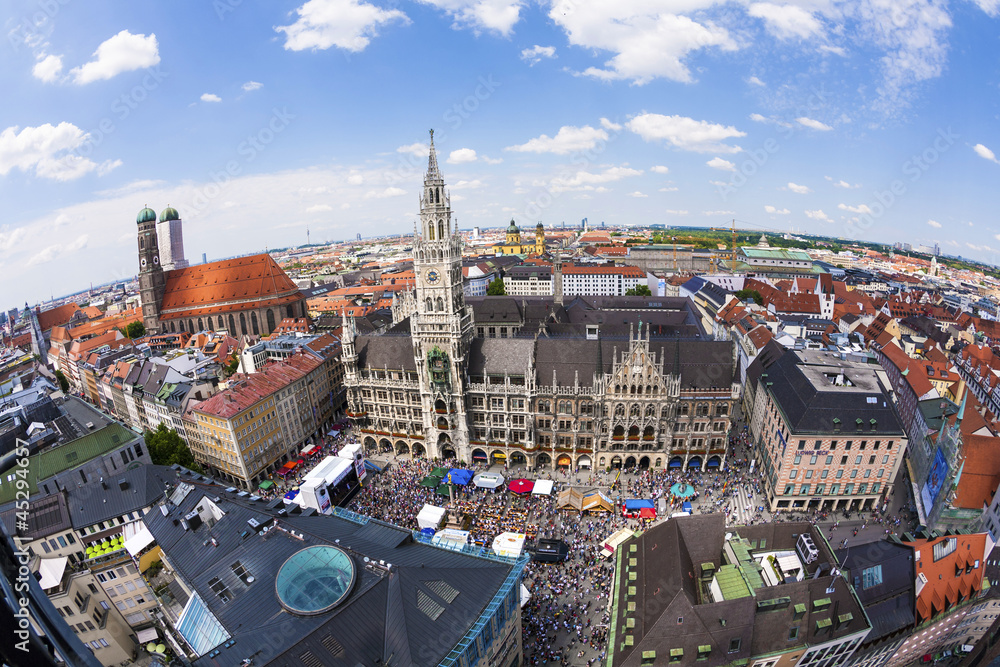 Fototapeta premium Aerial view of Munchen: Marienplatz, New Town Hall and Frauenkir