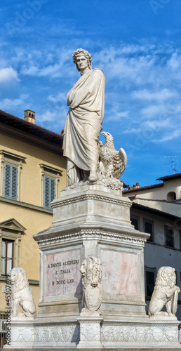 florence statue of Dante Alighieri