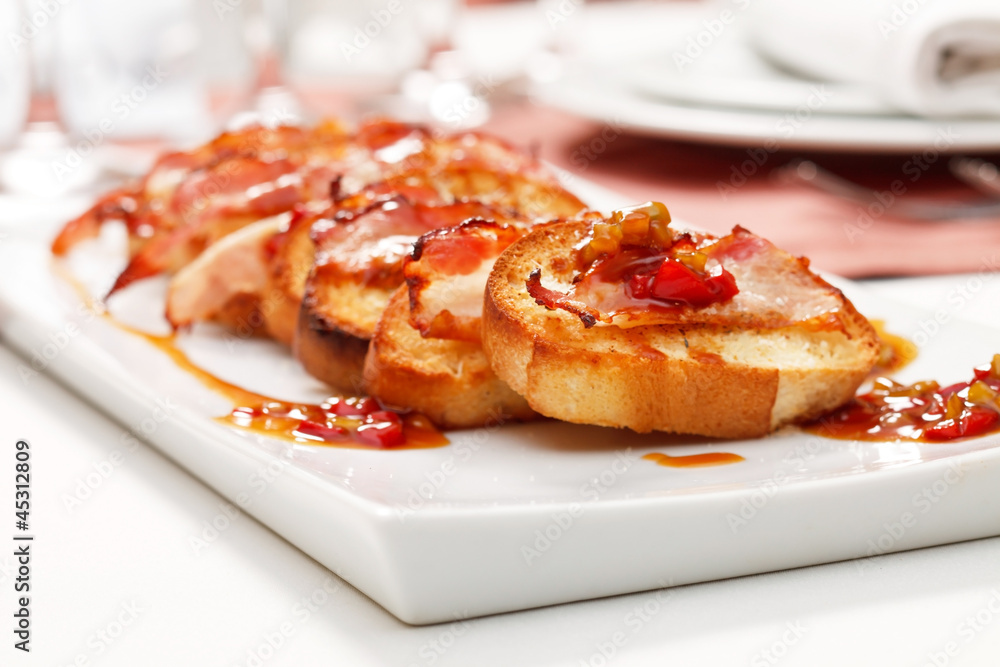 toasts with bacon